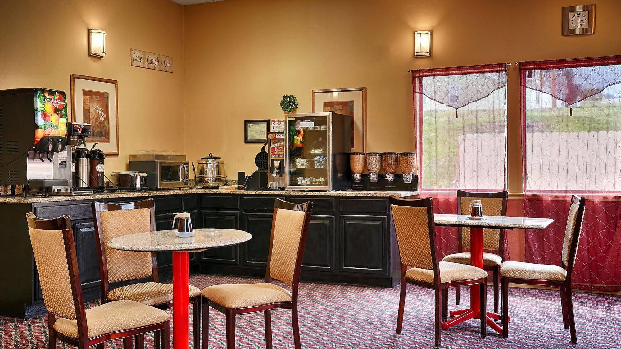 Econo Lodge Inn & Suites Fort Oglethorpe 레스토랑 사진