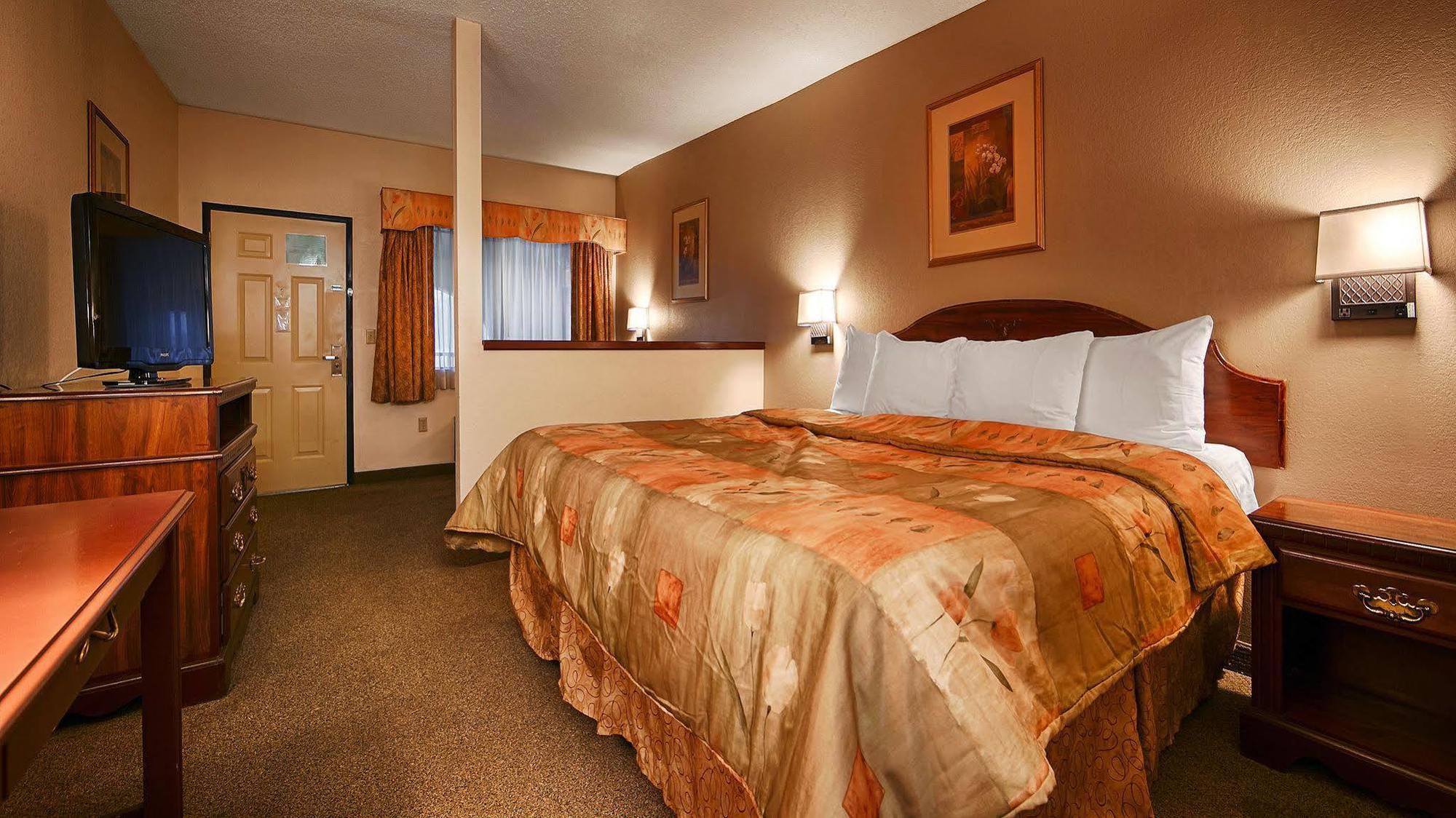 Econo Lodge Inn & Suites Fort Oglethorpe 객실 사진